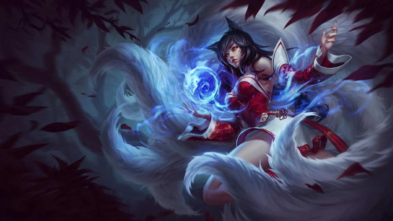 Ahri: Runas, builds e guia da campeã de LoL para jogar no meio