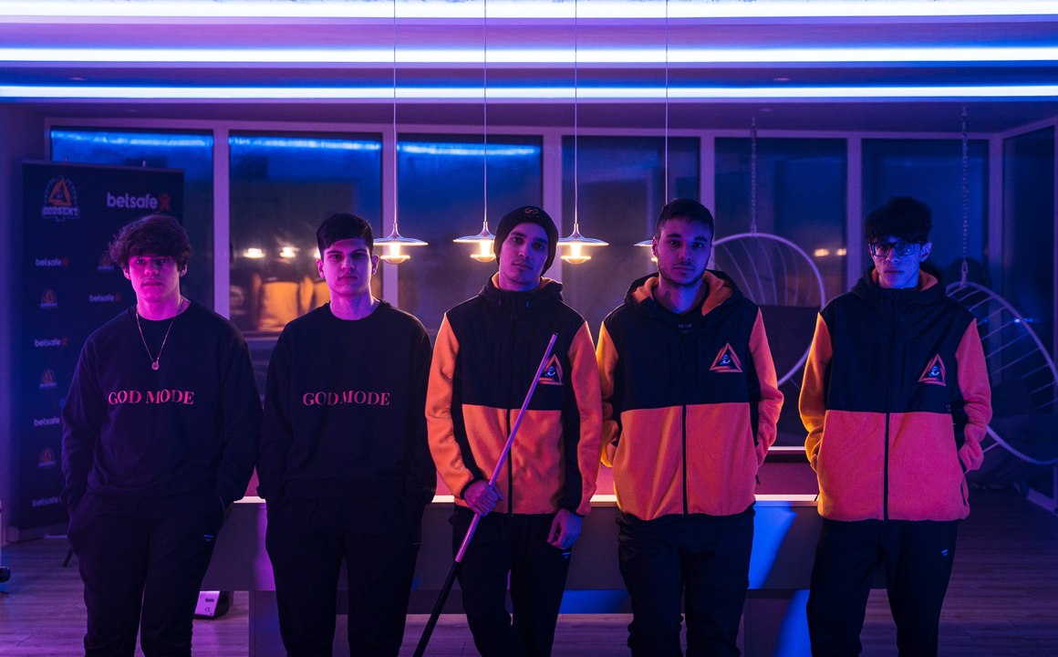 CS:GO: GODSENT está em conversas para produzir e vender uniformes no Brasil