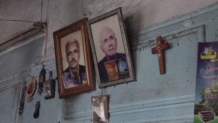 İHH, İdlib'in 90 yaşındaki "Hacı" lakaplı Hristiyan'ı Butrus'a yardım ulaştırdı