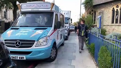 Spritkrise: LKW-Fahrer der britischen Armee sollen einspringen