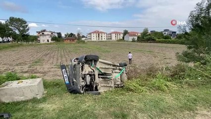 Otomobile çarpmamak için manevra yapan hafif ticari araç devrildi