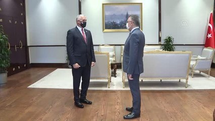 Cumhurbaşkanı Yardımcısı Oktay, KKTC Milli Eğitim ve Kültür Bakanı Amcaoğlu'nu kabul etti