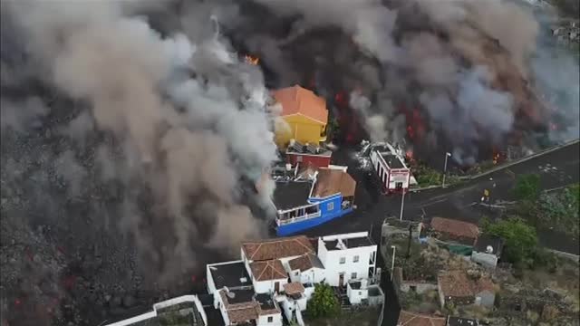 El volcán de La Palma entra en fase efusiva