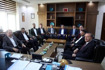 Memur-Sen Genel Başkanı Yalçın,Genişletilmiş İl Divan Toplantısı'nda konuştu