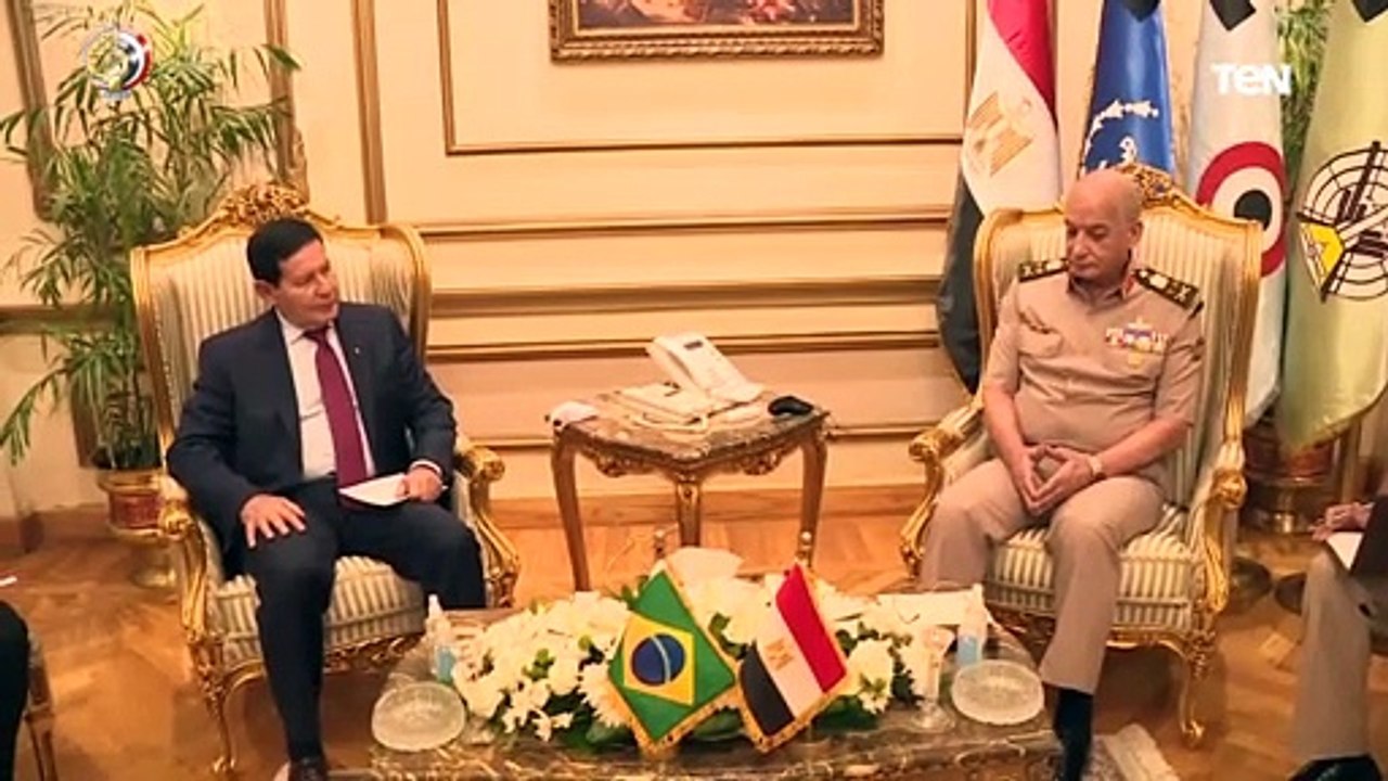 الفريق أول محمد زكى القائد العام للقوات المسلحة يلتقى نائب رئيس جمهورية البرازيل