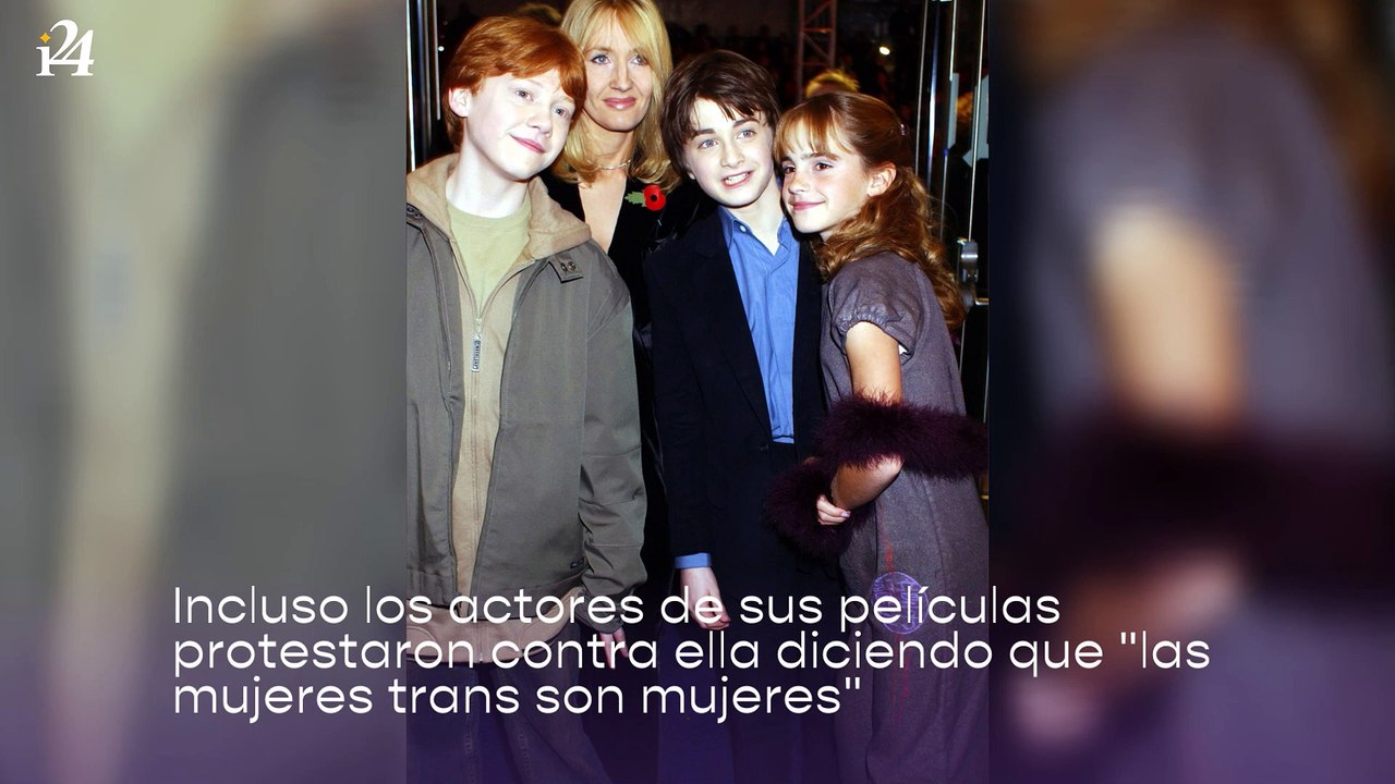 Autora de Harry Potter es criticada por decir que las mujeres trans no menstrúan.