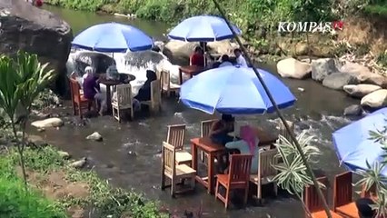 Cobain Yuk! Ada Wisata Makan di Tengah Aliran Sungai di Malang