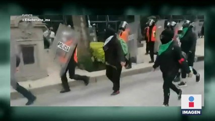 Descargar video: Colectivos feministas realizan marcha con violencia en CDMX