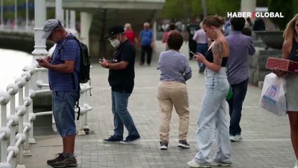 İspanya’da ‘boğulan kadın heykeli’ tepki çekti