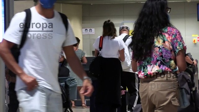 Kiko Rivera, junto a Irene Rosales y sus hijas Ana y Carlota, viajan a Lanzarote