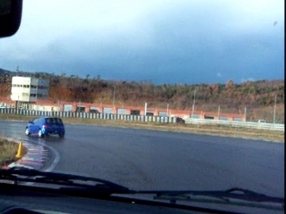 clio rs au circuit d'ALES 12.07