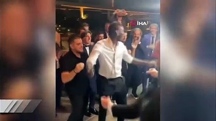 Mario Balotelli’den çiftetelli şovu