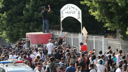 اعتصام رافض لتجميد التحقيقات القضائية في ملف انفجار مرفأ بيروت