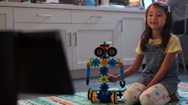 Présentation d'Amazon Astro - Robot domestique pour la surveillance de la maison, avec Alexa