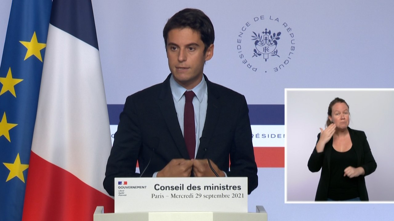 Covid-19 : le maintien du  passe sanitaire envisagé "jusqu'à l'été" 2022, annonce Attal