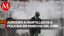 Policías son agredidas en marcha de grupos feministas en marcha pro al aborto