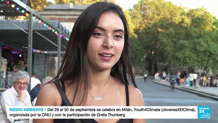 Los saludos con beso en la mejilla regresan a la cotidianidad de los frances