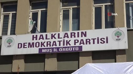 Evlat nöbetindeki anne: "Selahattin Demirtaş, inşallah hapisten çıkmaz"