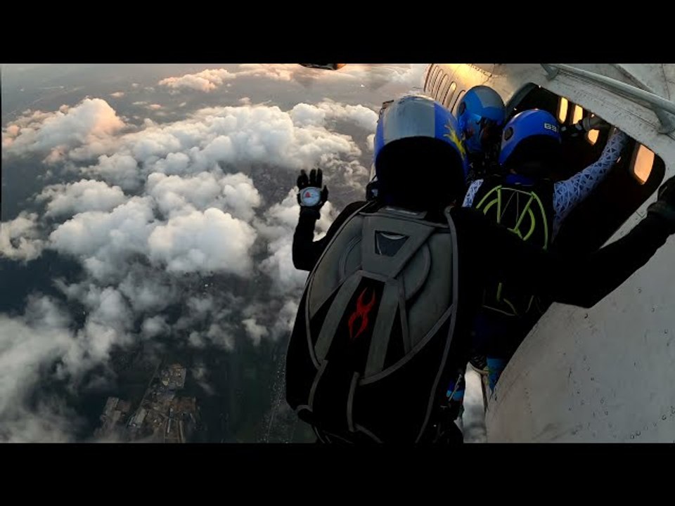 Skydiving in Russia