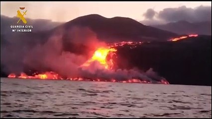 Gases de baixo risco e aeroporto aberto na ilha de La Palma