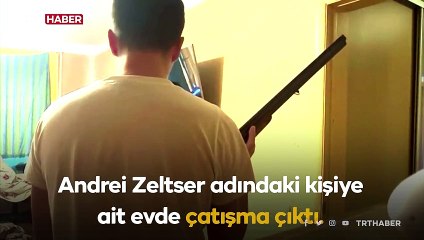 KGB ajanları eve baskın yaptı