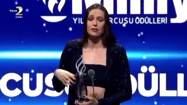 'Atatürkçü, çalışkan kadınlara dönüşerek ülkemizi yukarı taşıyacağız'