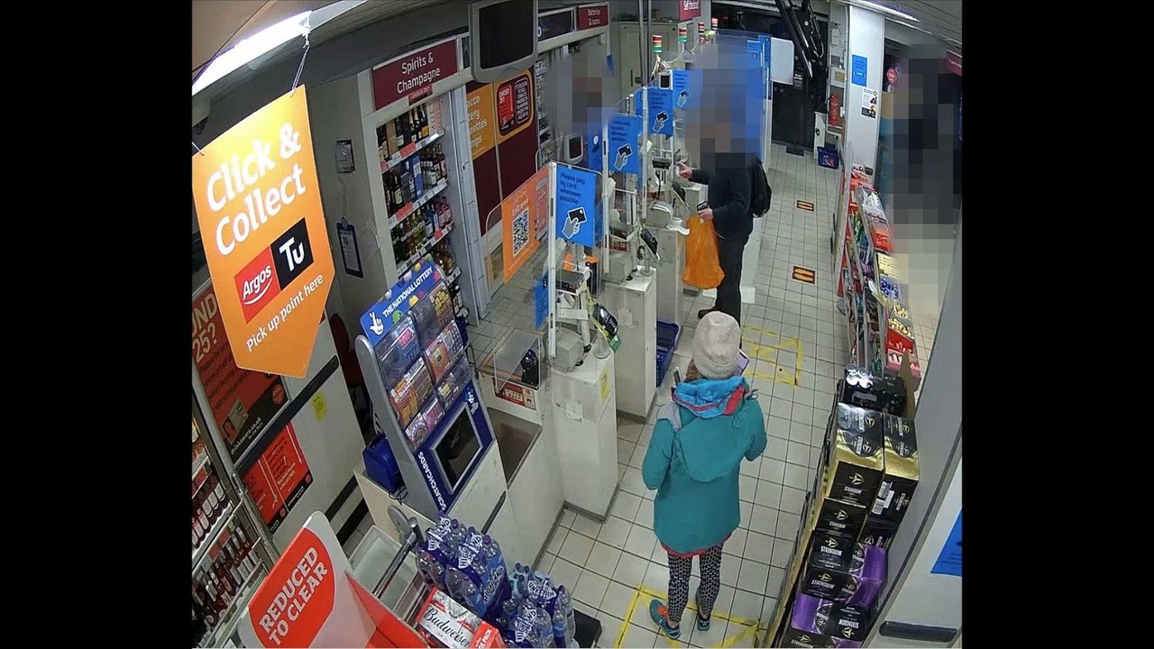 Sarah Everard - Sarah Everard's last steps on CCTV before she was kidnapped by Wayne Couzens