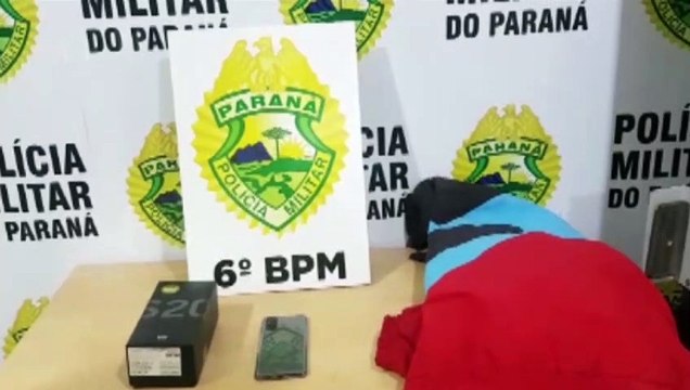 Homem é detido pela PM após furtar celular em lanchonete