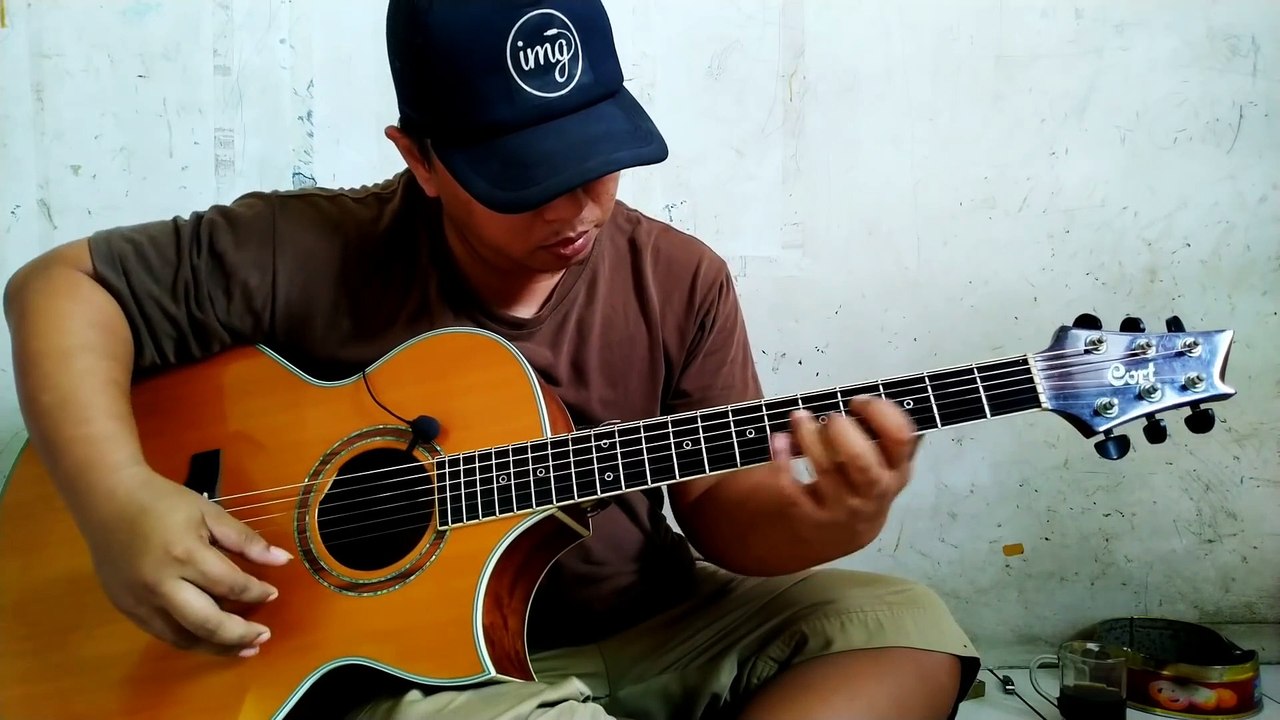 Insane cover guitar a legend song  - Nina Bobo' - By: Alip Ba Ta