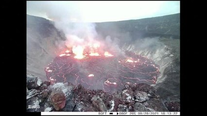 下载视频: El volcán Kilauea entra en erupción