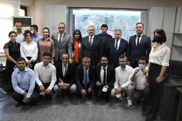 DİYARBAKIR VALİSİ KARALOĞLU: 84 ŞİRKETİN 208 KAMYONUNA HAFRİYAT TAKİP SİSTEMİ TAKTIK
