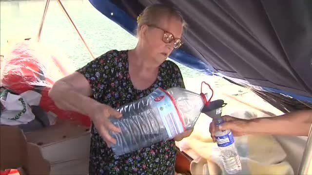 Teníamos esta lanchita y nos vinimos aquí