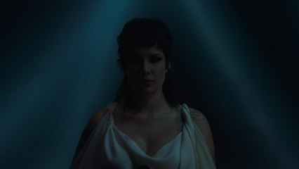 Halsey - I am not a woman, I'm a god