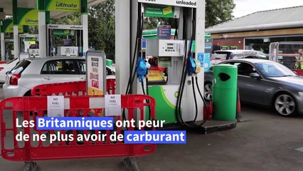 A Londres, les files d'attente aux stations-service persistent