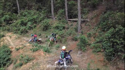 Real Vietnam Motorbike Tours Where Only Bikers And Dirt Roads | OffroadVietnam.Com