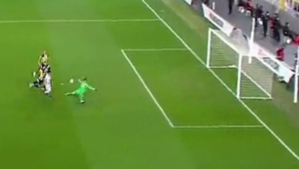 Avrupa Ligi'nde bu hataların affı yok! Fenerbahçe'nin yediği gol işte böyle geldi