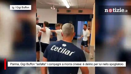 Parma, Gigi Buffon "asfalta" i compagni a morra cinese: è delirio per lui nello spogliatoio