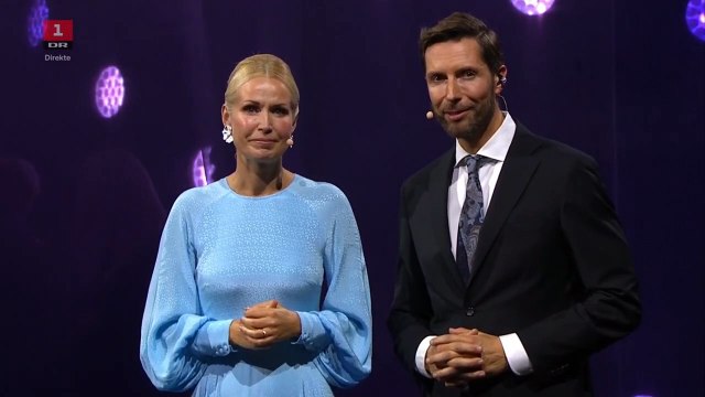 Vellyd, Bredballe Gospel Choir & Kolding International Voices ~ Dø for Vejle | Kronprinsparrets Priser 2021 | DR1 - Danmarks Radio