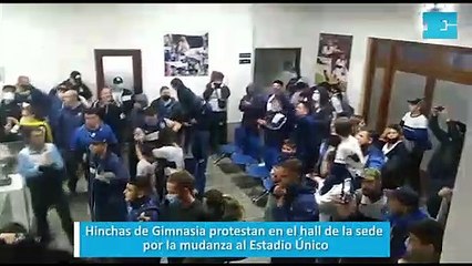 Download Video: Hinchas de Gimnasia protestan en el hall de la sede por la mudanza al Estadio Único