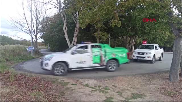 JANDARMA, SOKAK HAYVANLARINA SU VE MAMA VERDİ