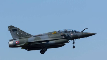 L'Algérie interdit son espace aérien aux militaires français