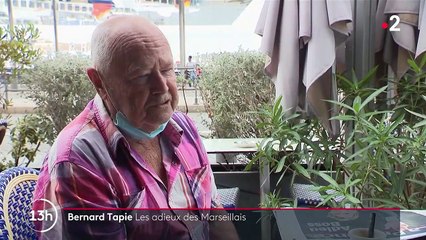 Mort de Bernard Tapie : les hommages des Marseillais au "Boss"