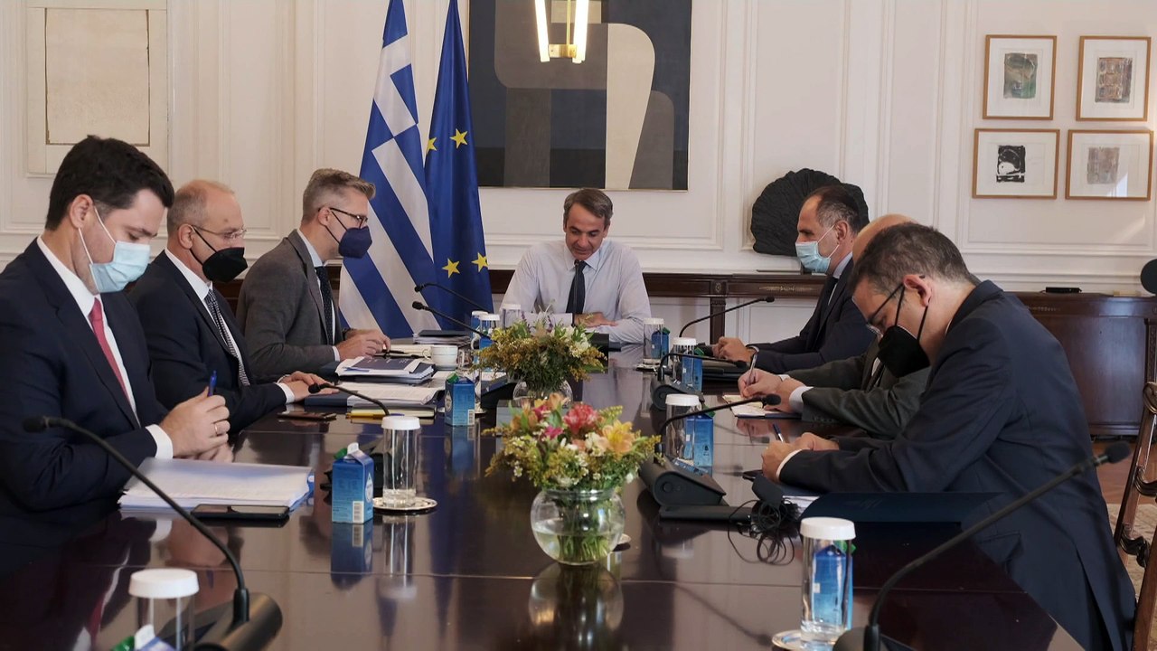 Σχέδιο προϋπολογισμού: Το 2022 θα επανέλθει στη...