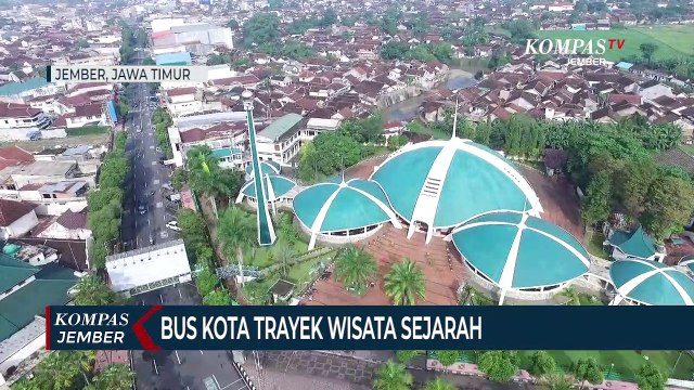 Keliling Wisata Sejarah Kota Jember dengan Menggunakan Bus Kota