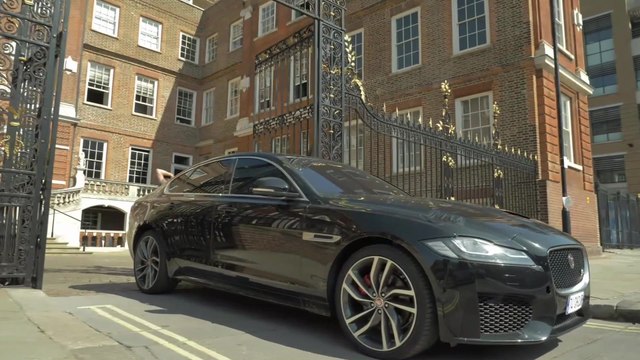 Jaguar XF celebrates the Release of No Time To Die - Behind the scenes