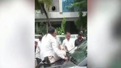 Mumbai: Constable sat on bonnet when driver didn't stop car!