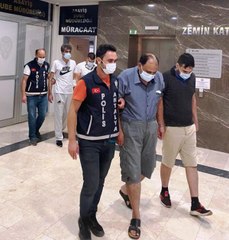 İRANLI HIRSIZLIK ŞÜPHELİLERİ, KOVALAMACAYLA YAKALANDI