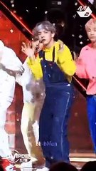 BTS Taehyung cute dancing video