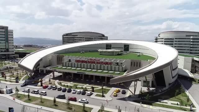 Yoğun bakımda yatan Kovid-19 hastalarının yüzde 95'i aşısız