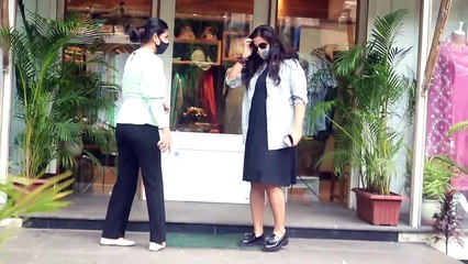 Vidya Balan Spotted At Bandra